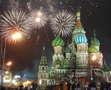 Салюты и петарды на Новый год 2027: где можно запускать, классы пиротехники, штрафы и правила безопасности